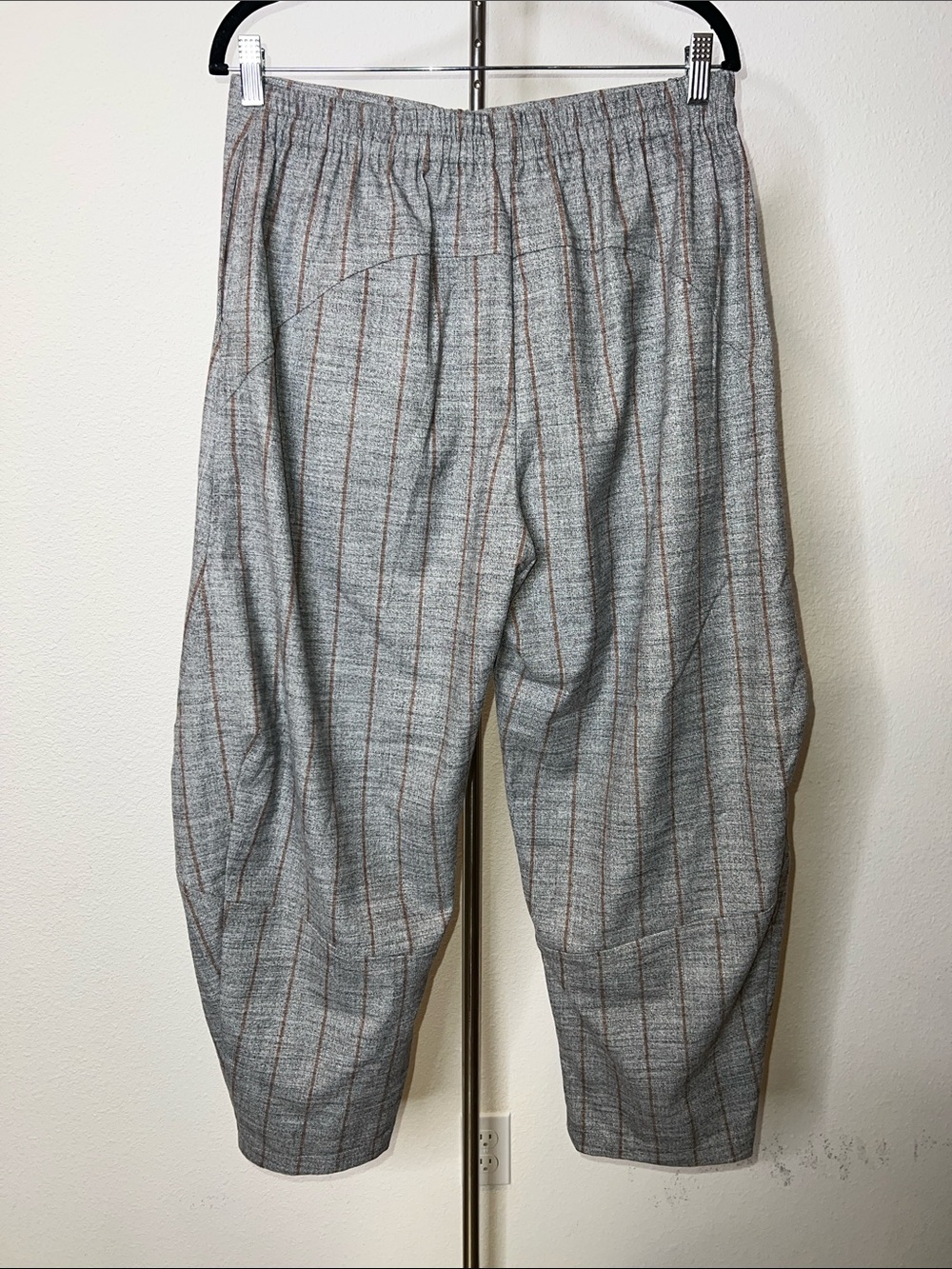 Ruti Curved Barrel Leg Trousers - Picture 2 of 4